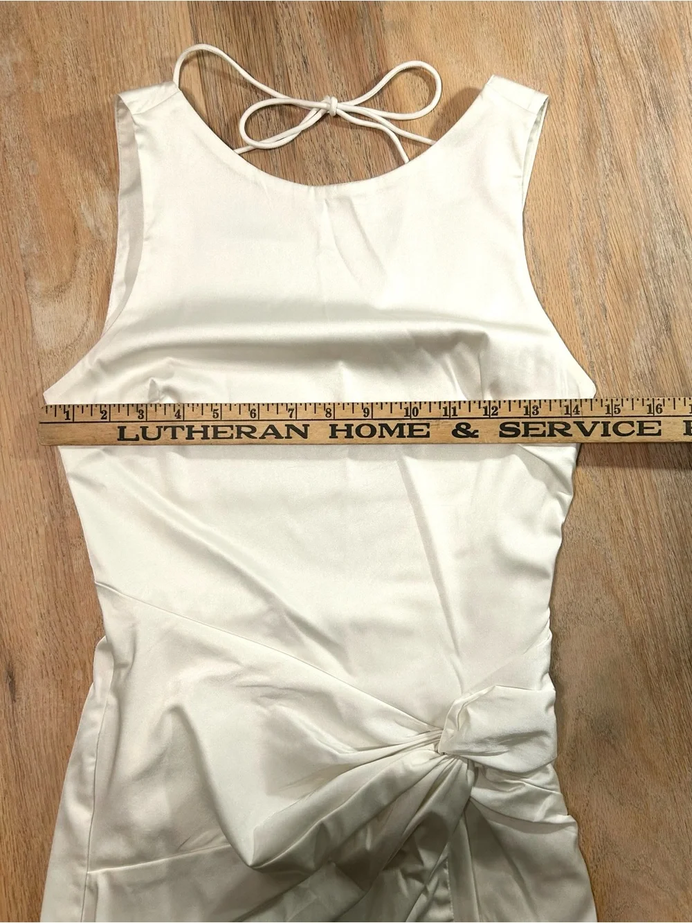 Abercrombie White Satin Asymmetrical Twist Front Maxi Gown XS Stretch Prom Dress